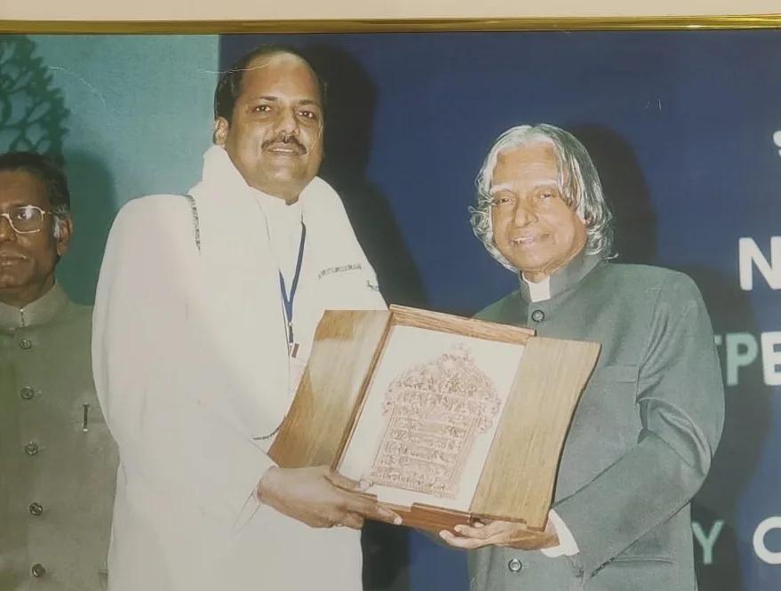 Badri Narayan Marotia receiving his National Award