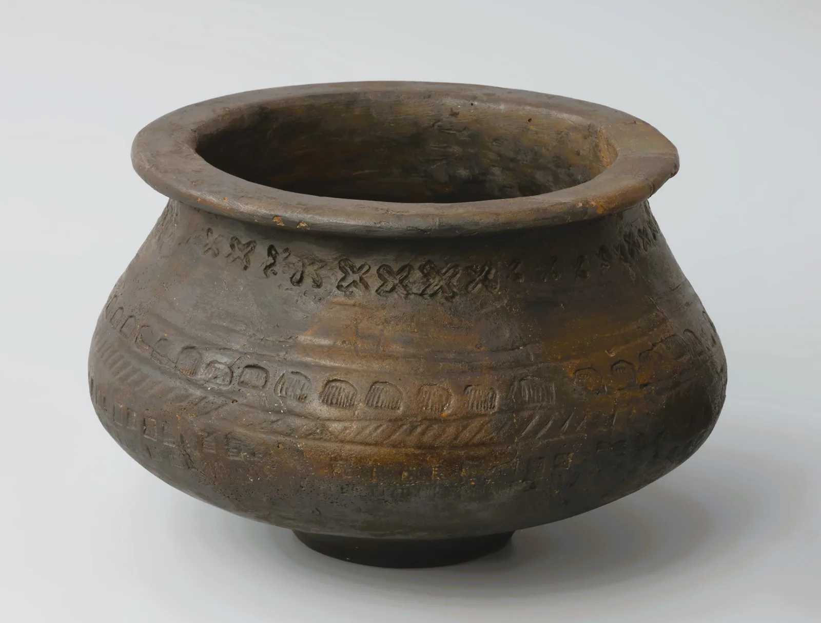 02023 Clay vessel (vase) found near Resko, first half of the 3rd century AD