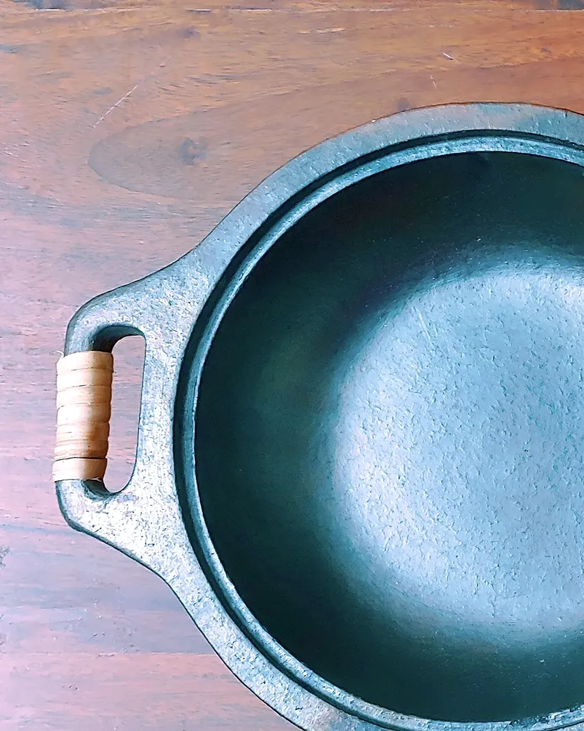 Longpi black pottery — Longpi pottery 4