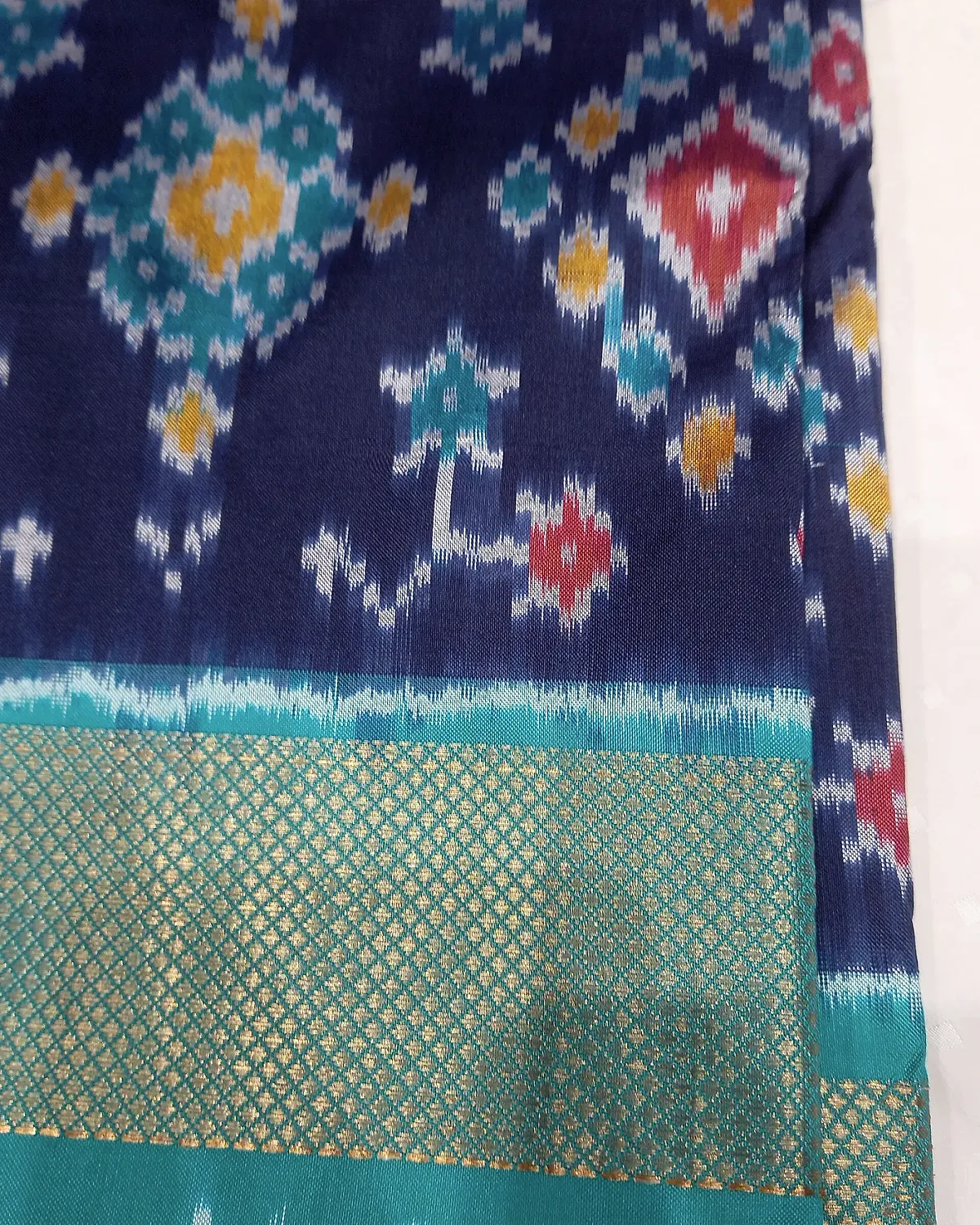 Pochampally ikat — Pochampalli Ikat saree